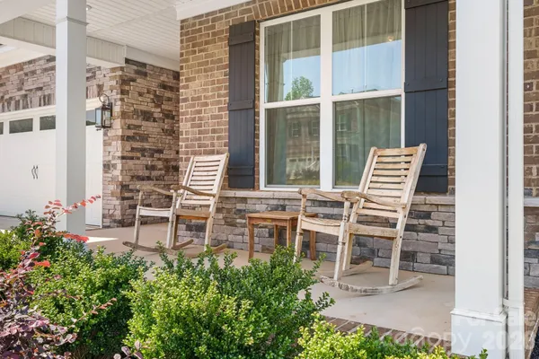 Property Slideshow image 3 of 42 | 714 sawgrass ridge ct, Rock Hill, SC, 29732