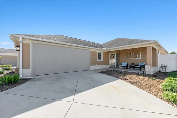 Property Slideshow image 3 of 57 | 632 arteaga way, The Villages, FL, 32162