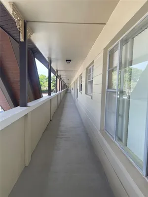 Property Slideshow image 2 of 18 | 2295 belgian ln 43, Clearwater, FL, 33763