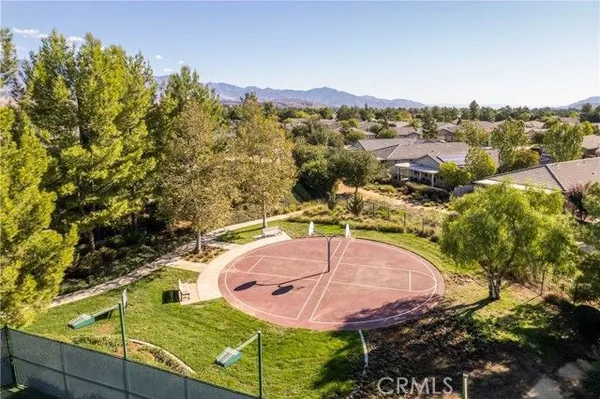Property Slideshow image 2 of 15 | 370 irvine park, Beaumont, CA, 92223