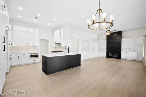 Property Slideshow image 2 of 46 | 2712 youngdale dr, Las Vegas, NV, 89134