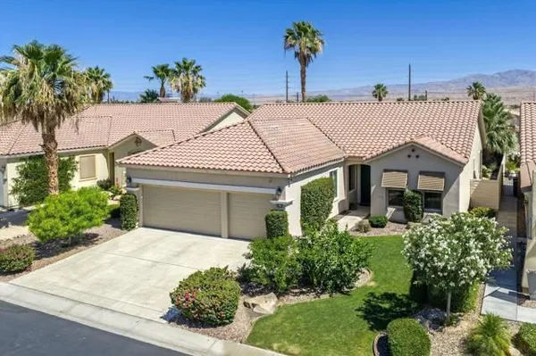 Property Slideshow image 2 of 38 | 80176 avenida santa olivia, Indio, CA, 92203