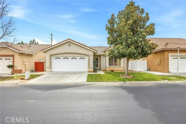 Property Slideshow image 2 of 36 | 2880 rainbow ln, Banning, CA, 92220