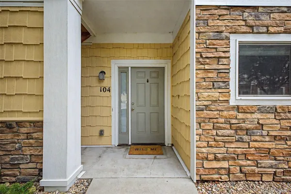 Property Slideshow image 2 of 35 | 4865 hahns peak dr 104, Loveland, CO, 80538