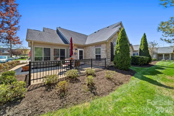 Property Slideshow image 2 of 35 | 5224 polo gate blvd, Charlotte, NC, 28216