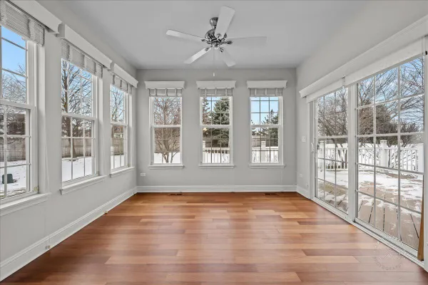 Property Slideshow image 3 of 43 | 2843 hillcrest cir, Naperville, IL, 60564