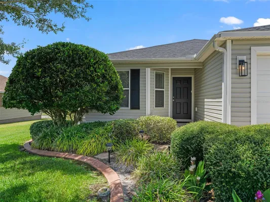 Property Slideshow image 2 of 38 | 1906 harston trl, The Villages, FL, 32162