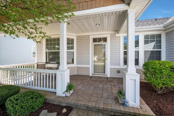 Property Slideshow image 2 of 31 | 13007 wisconsin cir, Huntley, IL, 60142