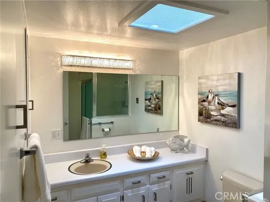Property Slideshow image 3 of 43 | 1640 glenview rd, Seal Beach, CA, 90740
