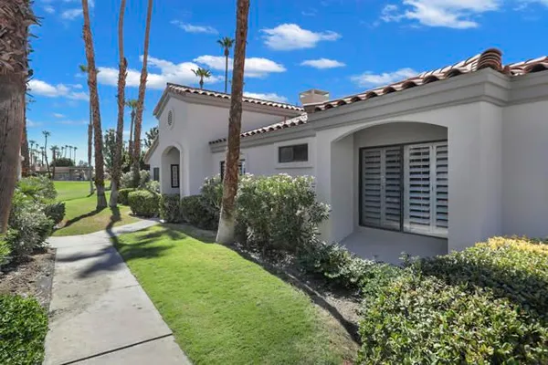 Property Slideshow image 3 of 37 | 55174 shoal crk, La Quinta, CA, 92253
