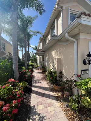 Property Slideshow image 2 of 45 | 5677 fossano dr # 506, Sarasota, FL, 34238