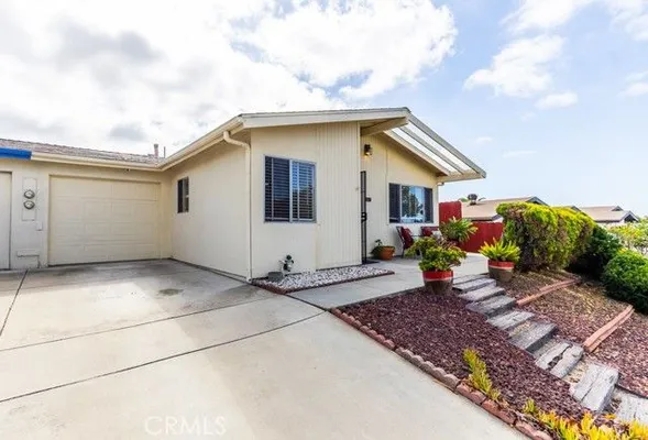 Property Slideshow image 2 of 46 | 3547 mira pacific dr, Oceanside, CA, 92056