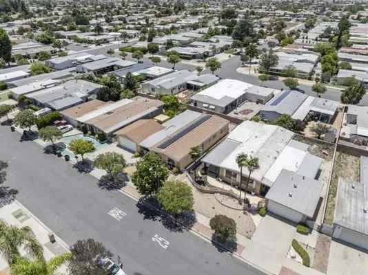 Property Slideshow image 3 of 45 | 1223 brentwood way, Hemet, CA, 92545