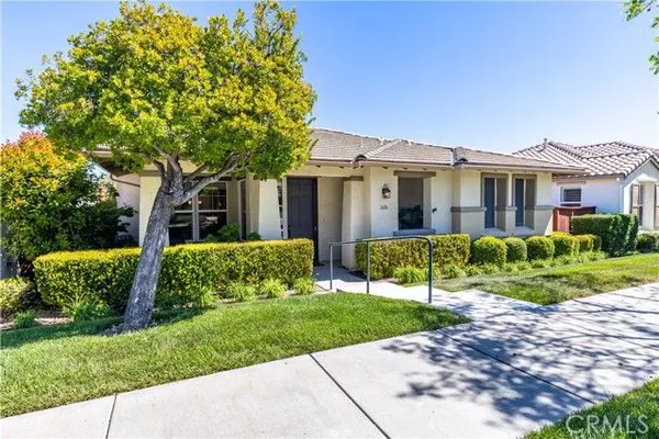 Property Slideshow image 2 of 49 | 2656 alameda dr, Paso Robles, CA, 93446