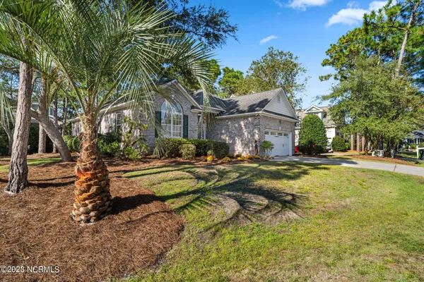 Property Slideshow image 3 of 53 | 4103 lark bunting ct, Southport, NC, 28461