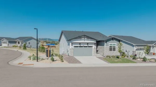 Property Slideshow image 3 of 49 | 5681 water avens dr, Castle Rock, CO, 80104