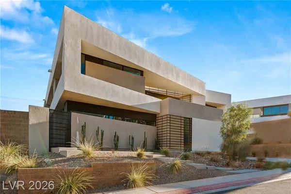 Property Slideshow image 2 of 19 | 25 canyon bay dr, Henderson, NV, 89011