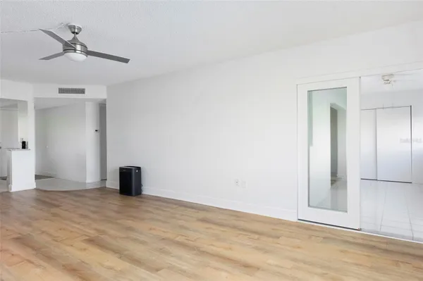 Property Slideshow image 3 of 46 | 4725 cove cir 207, St Petersburg, FL, 33708