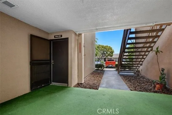 Property Slideshow image 3 of 33 | 8788 coral springs ct 205a, Huntington Beach, CA, 92646