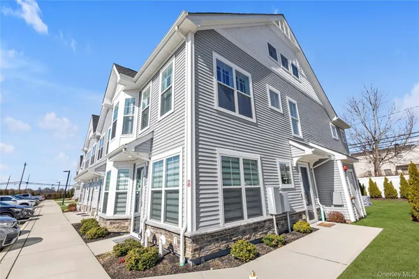 Property Slideshow image 2 of 24 | 137 emanuel way, Hempstead, NY, 11554