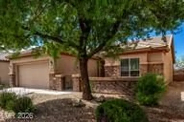 Property Slideshow image 3 of 63 | 3447 halter dr, Las Vegas, NV, 89122