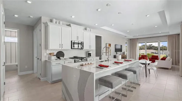 Property Slideshow image 3 of 18 | 574 hammock oaks blvd, Lady Lake, FL, 32159