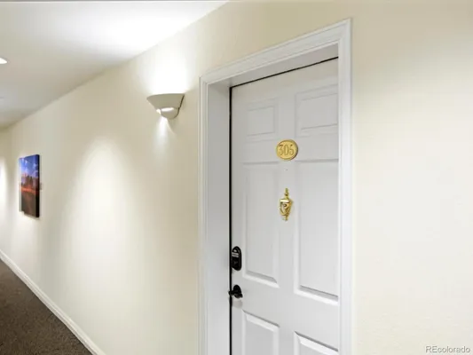 Property Slideshow image 2 of 34 | 2896 w riverwalk cir a305, Littleton, CO, 80123
