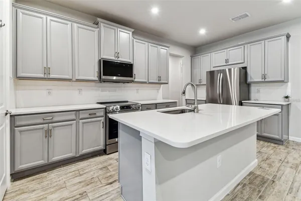 Property Slideshow image 3 of 14 | 3719 laughing dove ave, Sun City Center, FL, 33573
