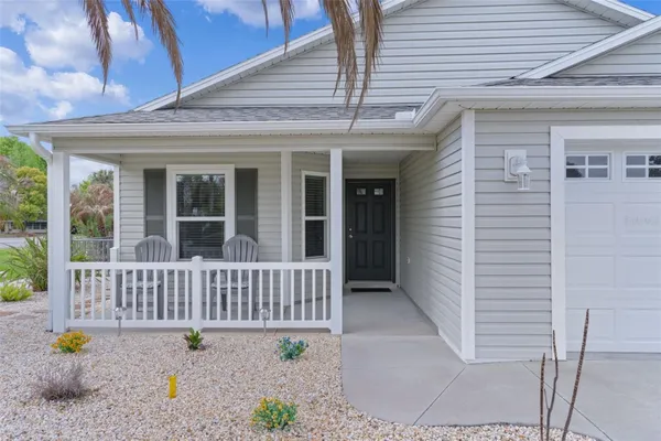 Property Slideshow image 3 of 44 | 733 jason dr, Lady Lake, FL, 32159