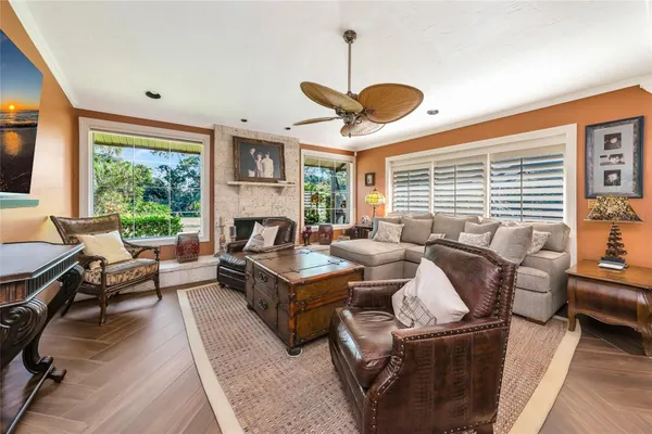 Property Slideshow image 3 of 55 | 6976 country lakes cir, Sarasota, FL, 34243