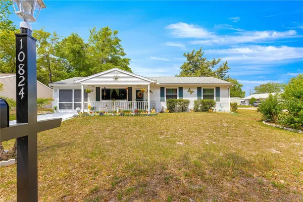 Property Slideshow image 2 of 62 | 10824 sw 90th ter, Ocala, FL, 34481