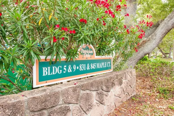 Property Slideshow image 3 of 27 | 845 maple ct 103, Dunedin, FL, 34698