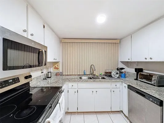 Property Slideshow image 3 of 26 | 11220 elderberry dr, Port Richey, FL, 34668