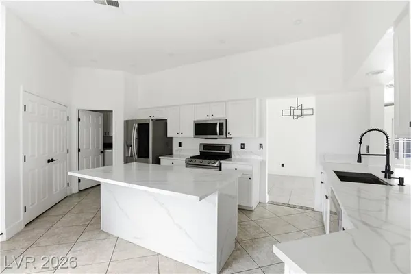 Property Slideshow image 2 of 35 | 5204 elm grove dr, Las Vegas, NV, 89130