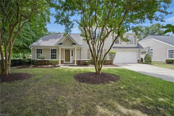 Property Slideshow image 3 of 46 | 809 mason ct, Chesapeake, VA, 23320