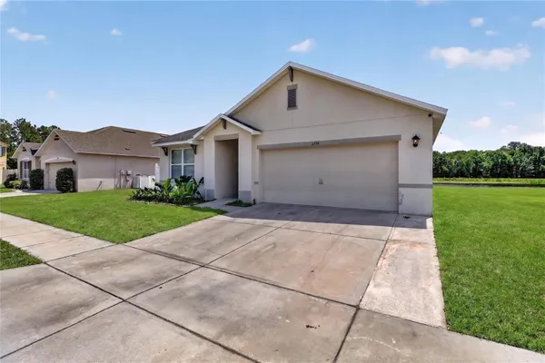 Property Slideshow image 3 of 48 | 6194 grey heron dr, Winter Haven, FL, 33881