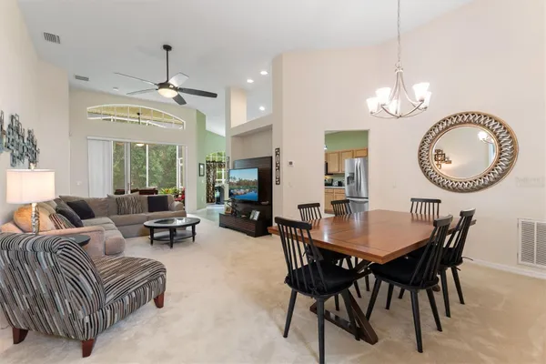 Property Slideshow image 3 of 67 | 612 vista oaks way, Davenport, FL, 33837