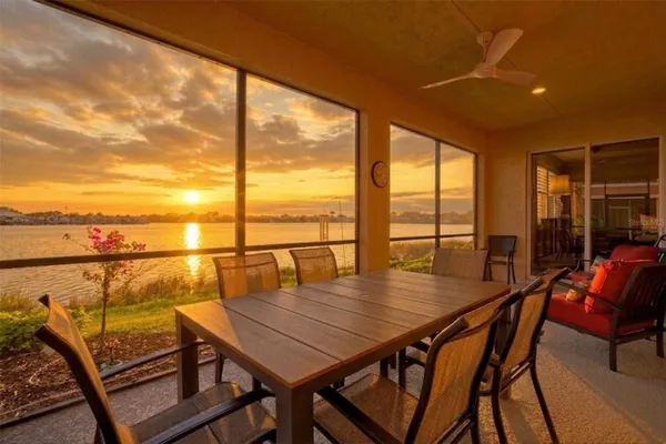 Property Slideshow image 3 of 100 | 1135 riverscape st 1135, Bradenton, FL, 34208
