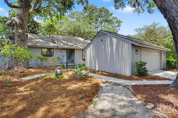 Property Slideshow image 2 of 31 | 9 windlass ct, Savannah, GA, 31411