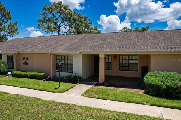Property Slideshow image 3 of 74 | 9319 trowbridge ct, New Port Richey, FL, 34655
