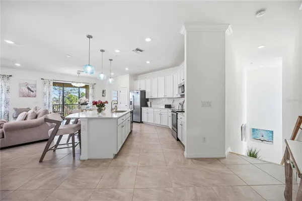 Property Slideshow image 3 of 68 | 10039 crooked creek dr 201, Venice, FL, 34293