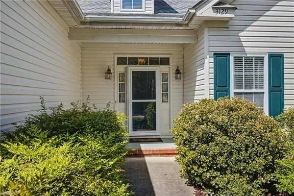 Property Slideshow image 3 of 35 | 3129 gallahad dr, Virginia Beach, VA, 23456