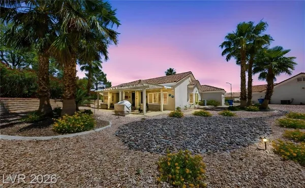 Property Slideshow image 2 of 99 | 3005 norsemen ct, Las Vegas, NV, 89134