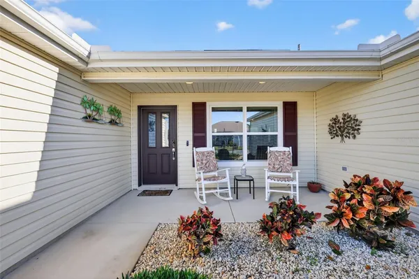 Property Slideshow image 2 of 32 | 858 wiechens way, The Villages, FL, 32163