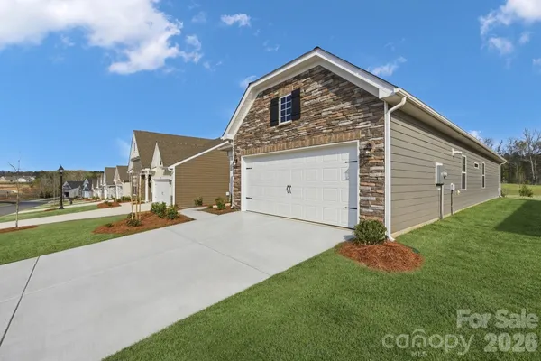 Property Slideshow image 3 of 30 | 7624 cotton crest ln 39, Lancaster, SC, 29720