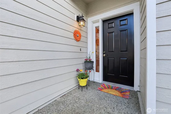 Property Slideshow image 3 of 33 | 22537 se 38th ter 1426, Issaquah, WA, 98029