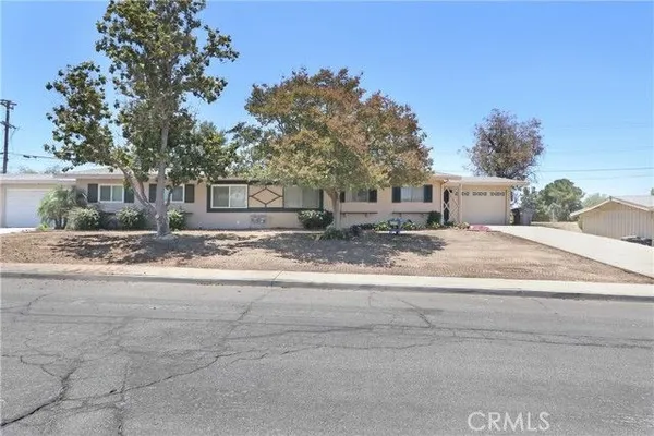 Property Slideshow image 2 of 18 | 26959 augusta dr, Menifee, CA, 92586