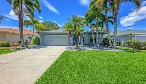 Property Slideshow image 2 of 71 | 6730 w country club ln, Sarasota, FL, 34243