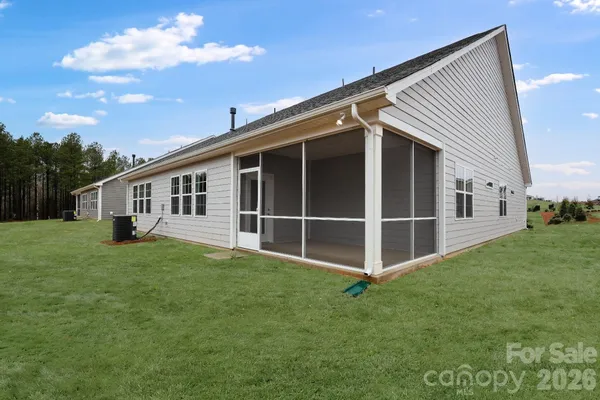 Property Slideshow image 3 of 29 | 4339 camden glen rd 184, Lancaster, SC, 29720