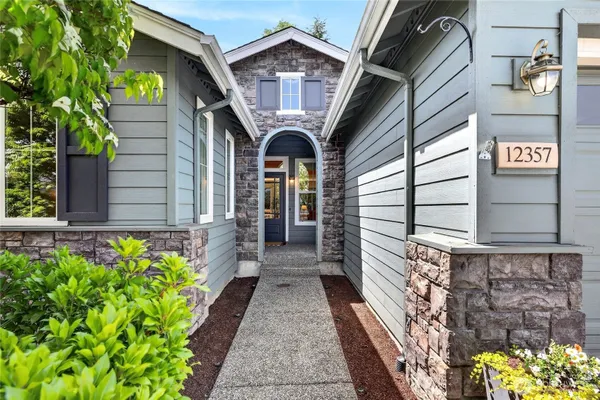 Property Slideshow image 3 of 36 | 12357 big leaf way, Redmond, WA, 98053